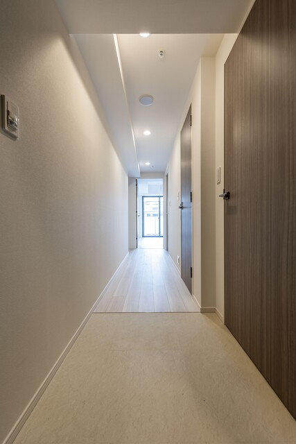 玄関　※写真は同タイプ住戸です。