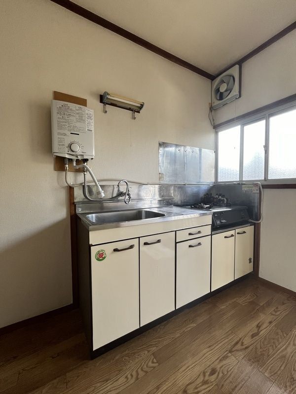 キッチン　★お部屋探しは株式会社タウンハウジング東京まで★