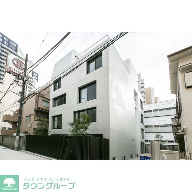 LEGALAND四谷三丁目の外観写真