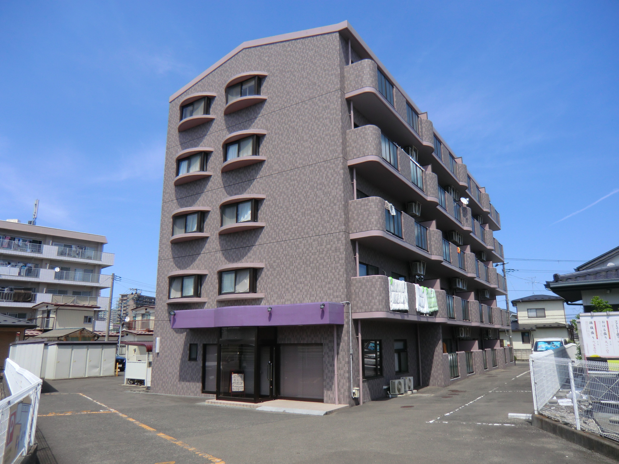 建物外観　全戸南向き