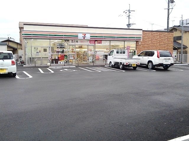 コンビニ　セブンイレブン筑後船小屋店（コンビニ）まで500m