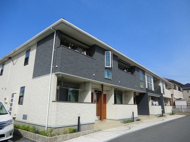 兵庫県加東市社（アパート）の賃貸物件の外観