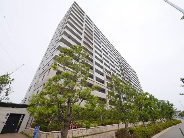 川崎市幸区新小倉のマンションの建物外観