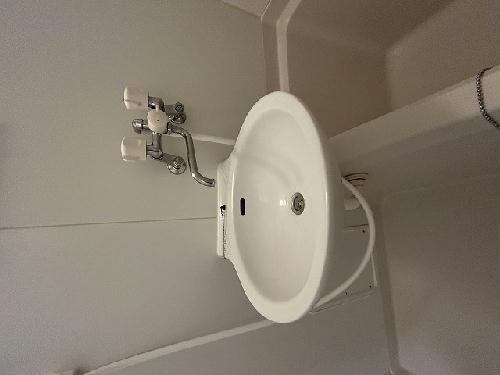 洗面設備　備品や設備仕様は号室等により異なります現地をご確認下さい。