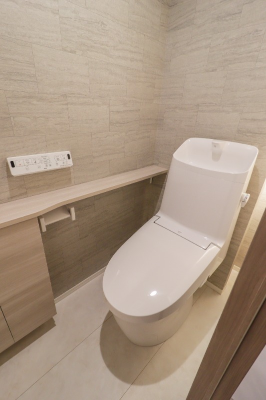 トイレ　図面と現状に相違がある場合には現状を優先