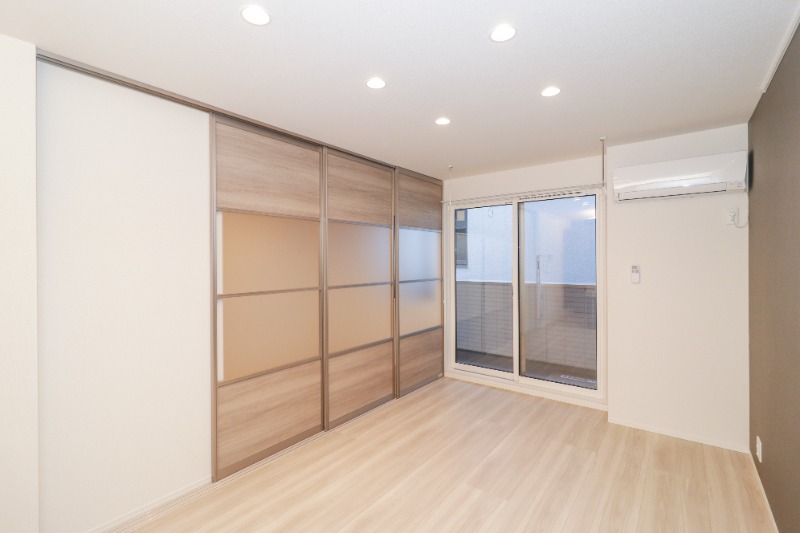 居室・リビング　図面と現状に相違がある場合には現状を優先