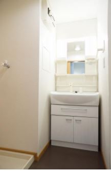 洗面設備　＊同物件、別部屋になります。