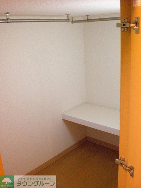 収納　ベット下の収納です。