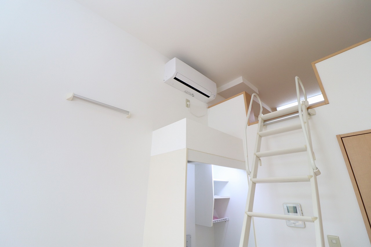 その他設備　エアコン※写真は105号室使用