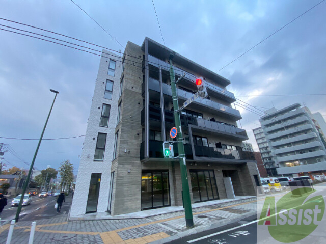 建物外観　札幌市中央区南７条西「Ｐｒｅｍｅｉｒｅ南７条」