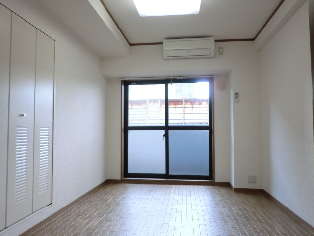 居室・リビング　明るいお部屋です。