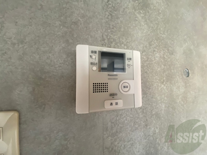 セキュリティ　インターホンで来客確認ができます。安心ですね。