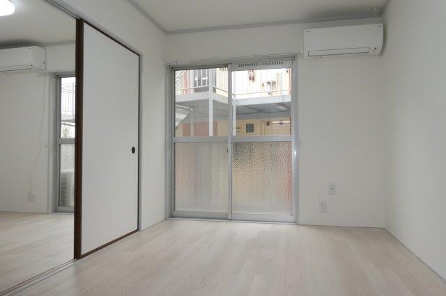 居室・リビング　洋室