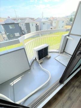 　バルコニー　ベランダ