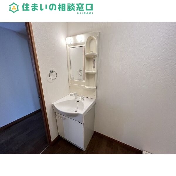 洗面設備　同型