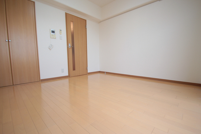 居室・リビング　※別室の参考写真です