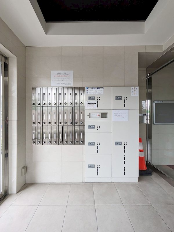 ロビー　建物の内部です