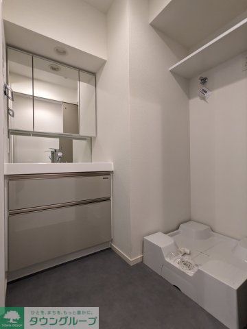 洗面設備　収納