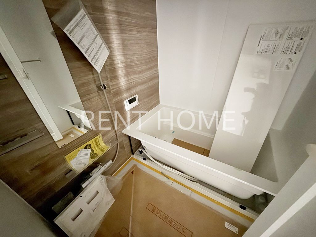 バス・シャワールーム　建築中です