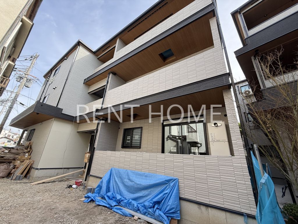 建物外観　建築中です