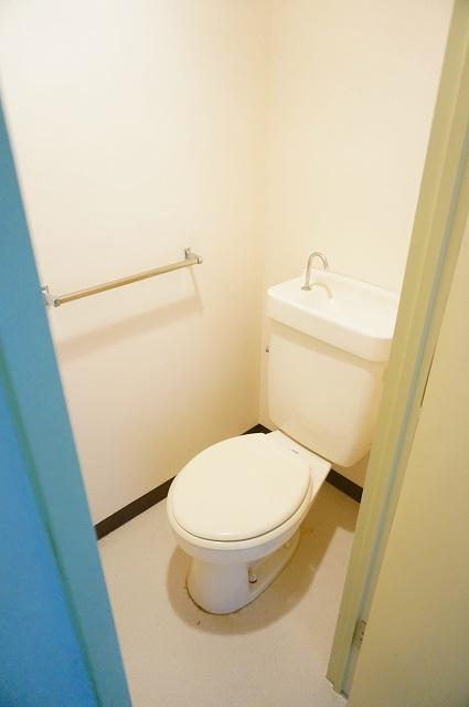 トイレ　トイレ