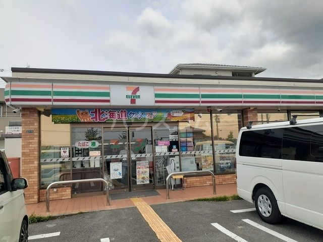 コンビニ　セブンイレブン 貝塚東山店（コンビニ）まで723m