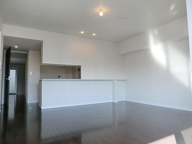 居室・リビング　※他号室参考写真※