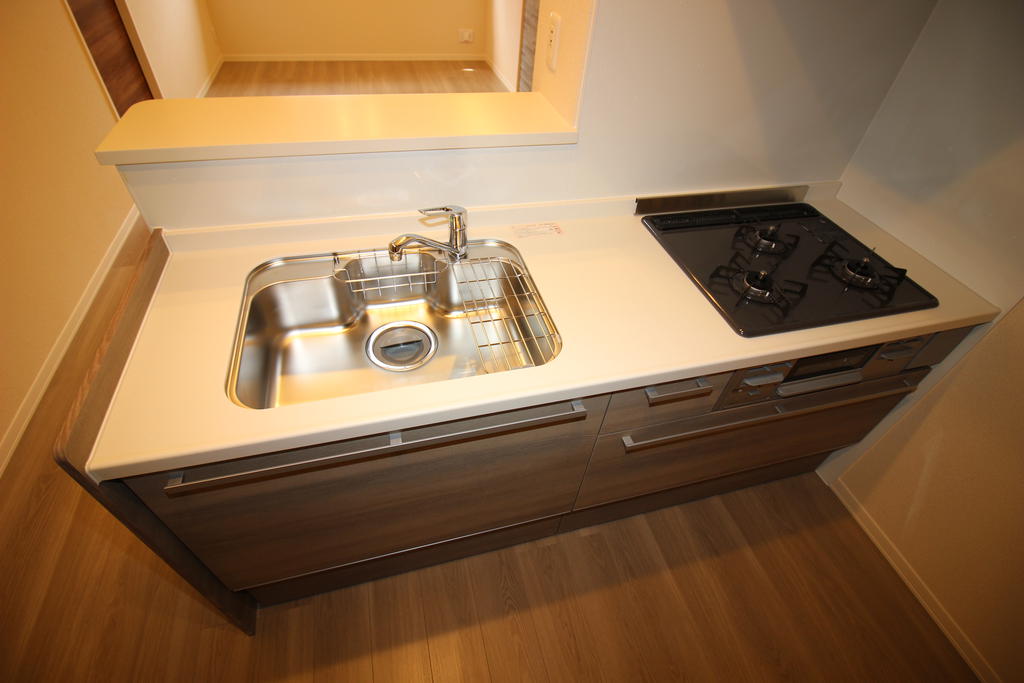 キッチン　（画像は同社施工の他物件の内装画像です）