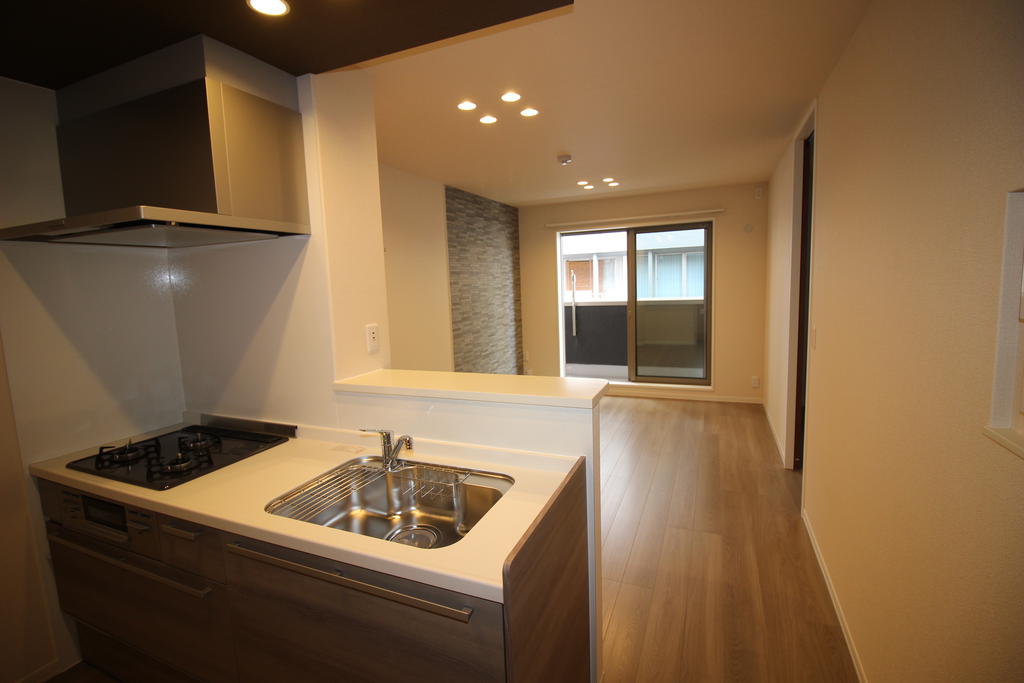 居室・リビング　（画像は同社施工の他物件の内装画像です）