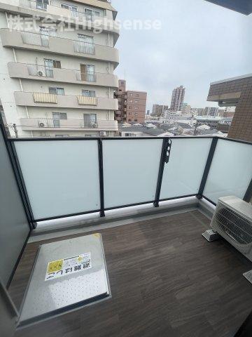 バルコニー　落ち着いた時間を過ごせるバルコニーです