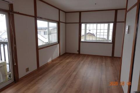 居室・リビング　室内