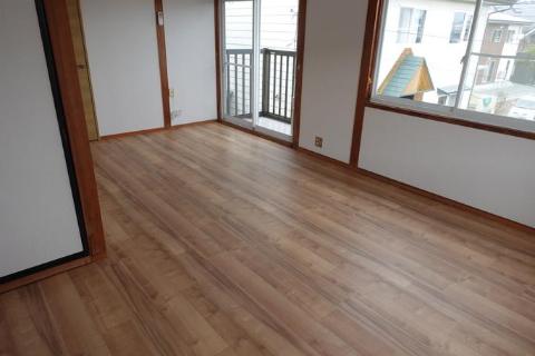 居室・リビング　室内