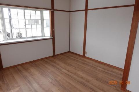 居室・リビング　室内