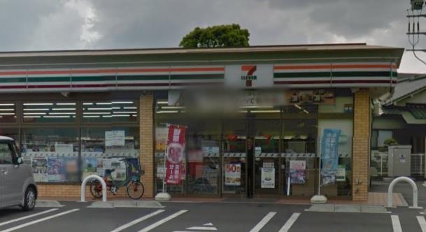 コンビニ　セブンイレブン木更津中里店（コンビニ）まで897m