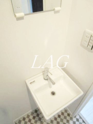 洗面設備　洗面台です。