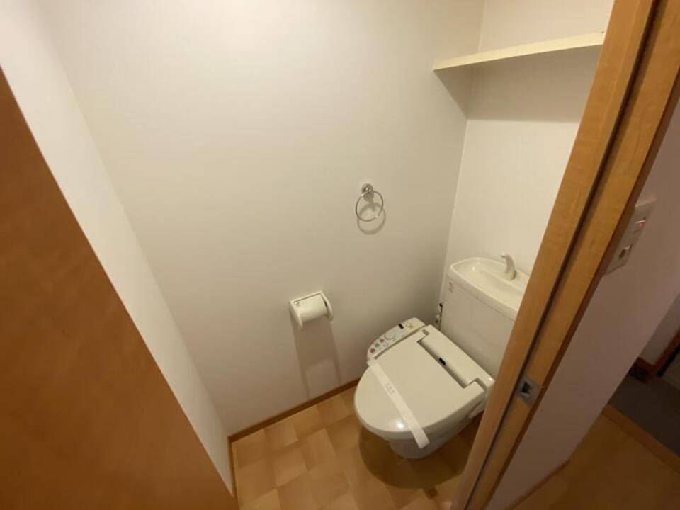 トイレ　トイレ