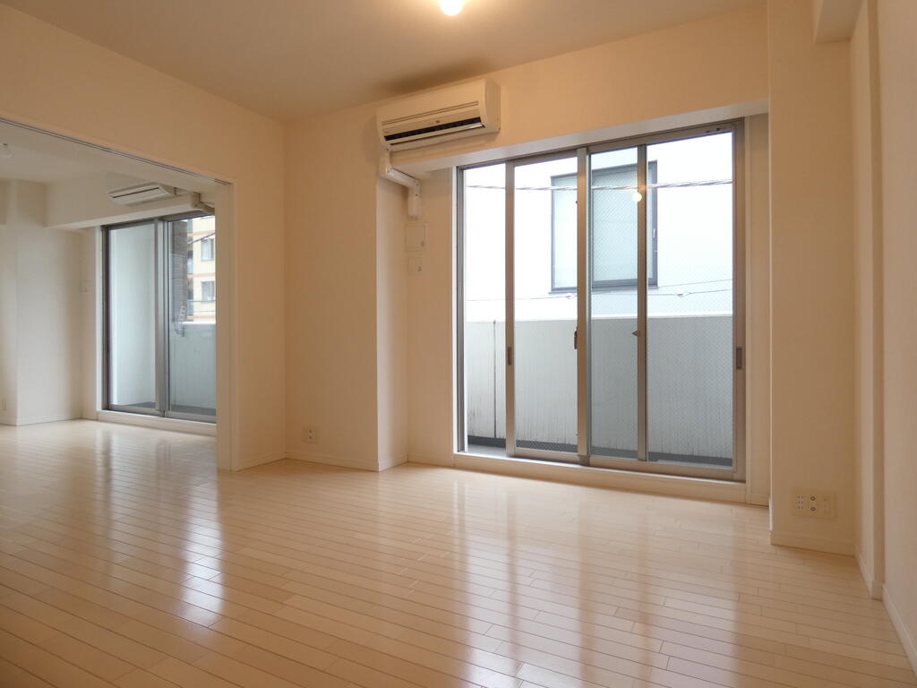 居室・リビング　居室