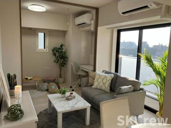 居室・リビング　別号室の写真です