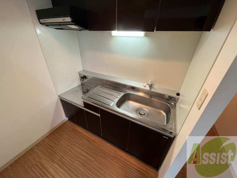 キッチン　キッチンはスペースも広々していて使いやすそうですよ！