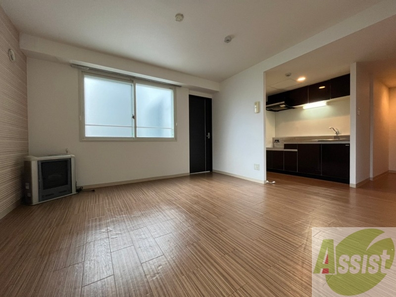 居室・リビング　広くてキレイなお部屋が広がっていて、充実した生活が送れそう。