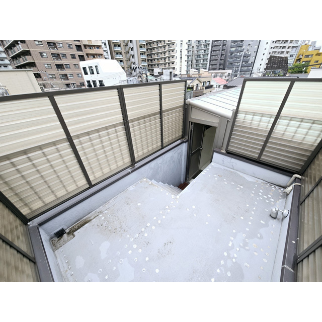 バルコニー　ルーフバルコニー