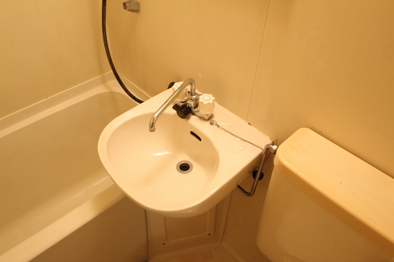 洗面設備　※別部屋の写真です
