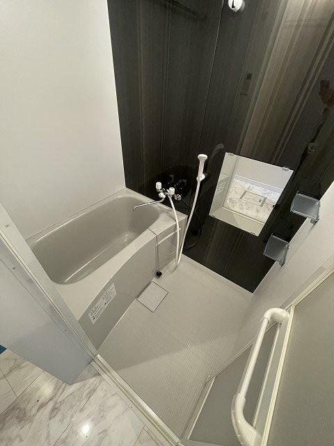 バス・シャワールーム　バルコニー