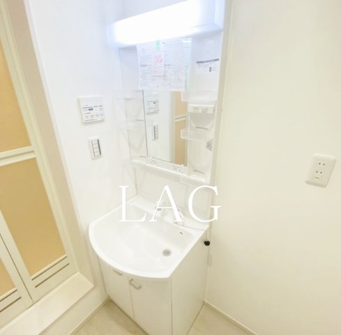 洗面設備　洗面台です。