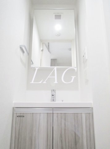 洗面設備　独立洗面台です。