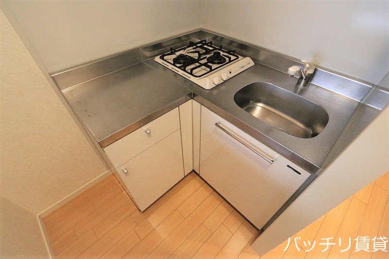 キッチン　画像は別号室イメージの為、現況を優先いたします。