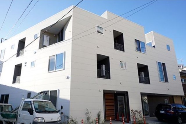 建物外観　２０１８年築