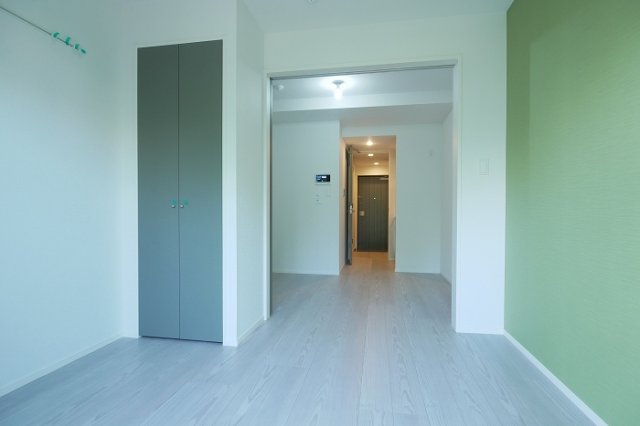 その他部屋・スペース　明るい色調の室内です