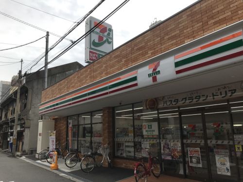 コンビニ　セブン－イレブン 大阪浮田店（コンビニ）まで240m