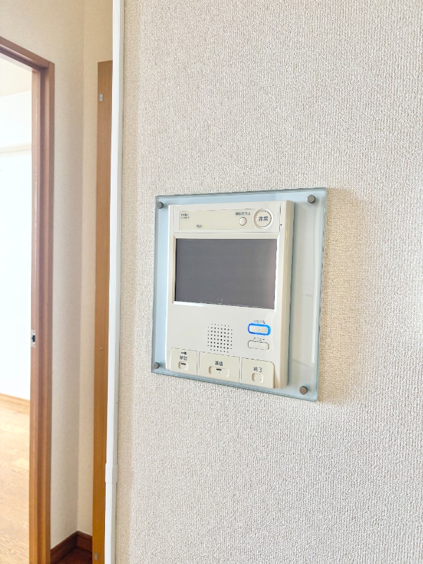 セキュリティ　モニター付きインターホンです♪